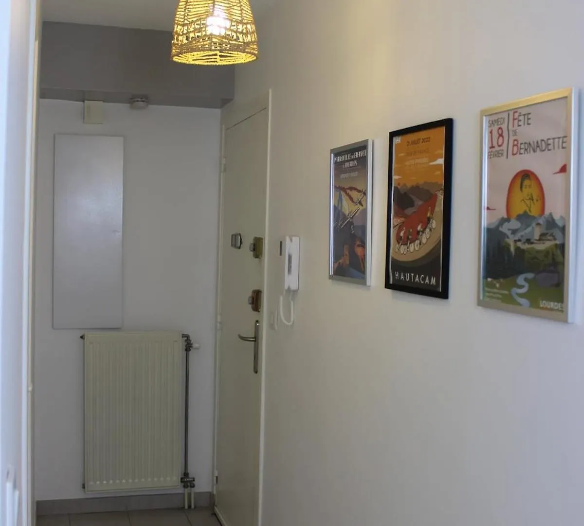 Appartement L'Esprit De Lourdes, Proche Sanctuaire Et Gare, Vue Sur Le Chateau لورد