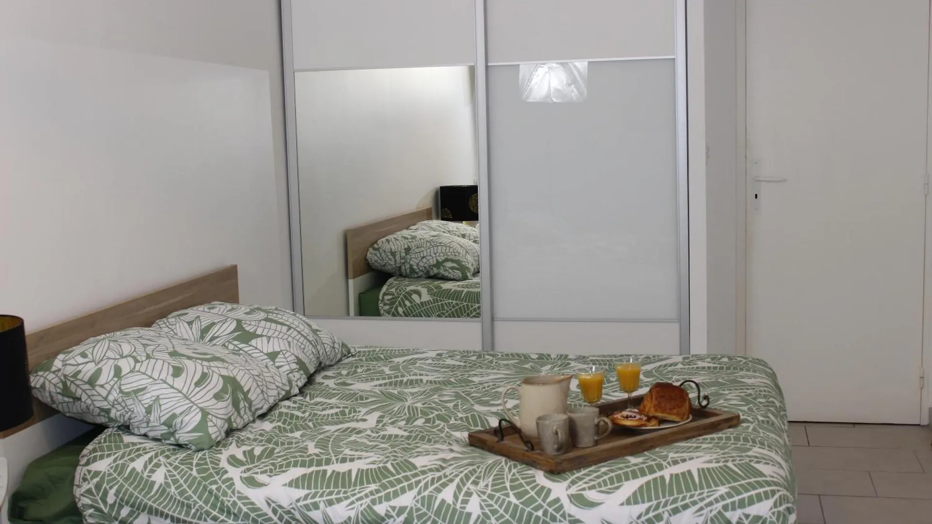 شقة Appartement L'Esprit De Lourdes, Proche Sanctuaire Et Gare, Vue Sur Le Chateau